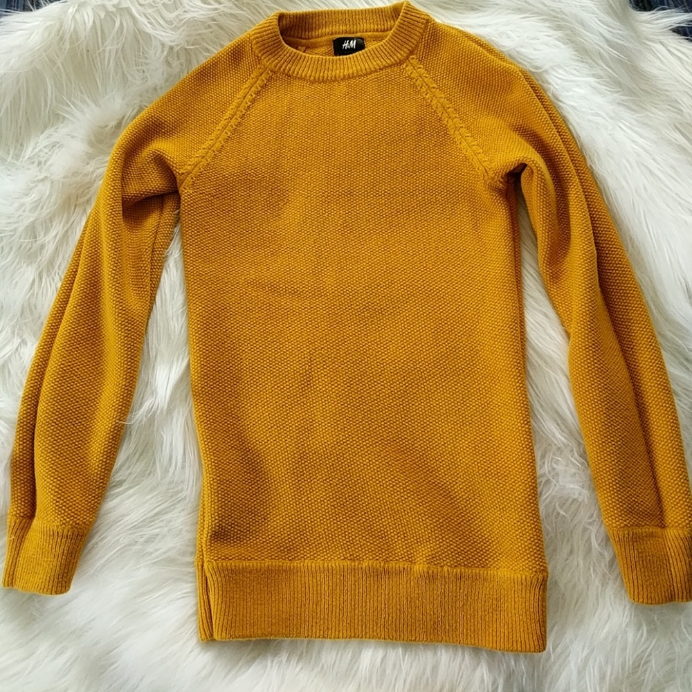 H&M mustard yellow sweater